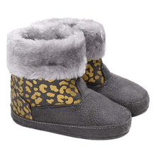 Load image into Gallery viewer, New Winter Super Warm Newborn Baby Girls First Walkers Shoes Infant Toddler Soft Soled Anti-slip Boots Booties
