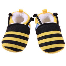 Load image into Gallery viewer, Baby Shoes Soft Cotton  Ladybug