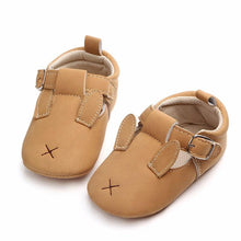 Load image into Gallery viewer, Newborn Scrub Baby Shoes Spring Cartoon Cute 10 Color Baby Girl Shoes First Walkers Fashion Casual Baby Shoes